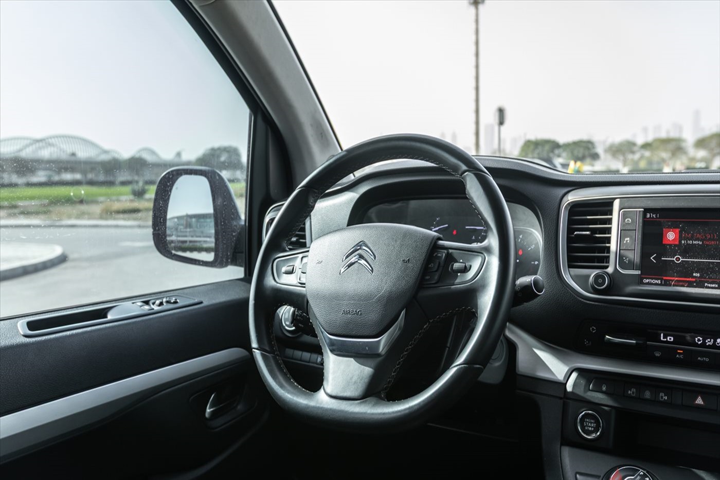 Citroen SpaceTourer rental Dubai - photo