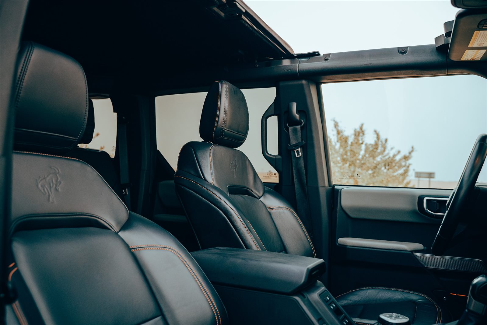 Ford Bronco 2024 rental Dubai - photo
