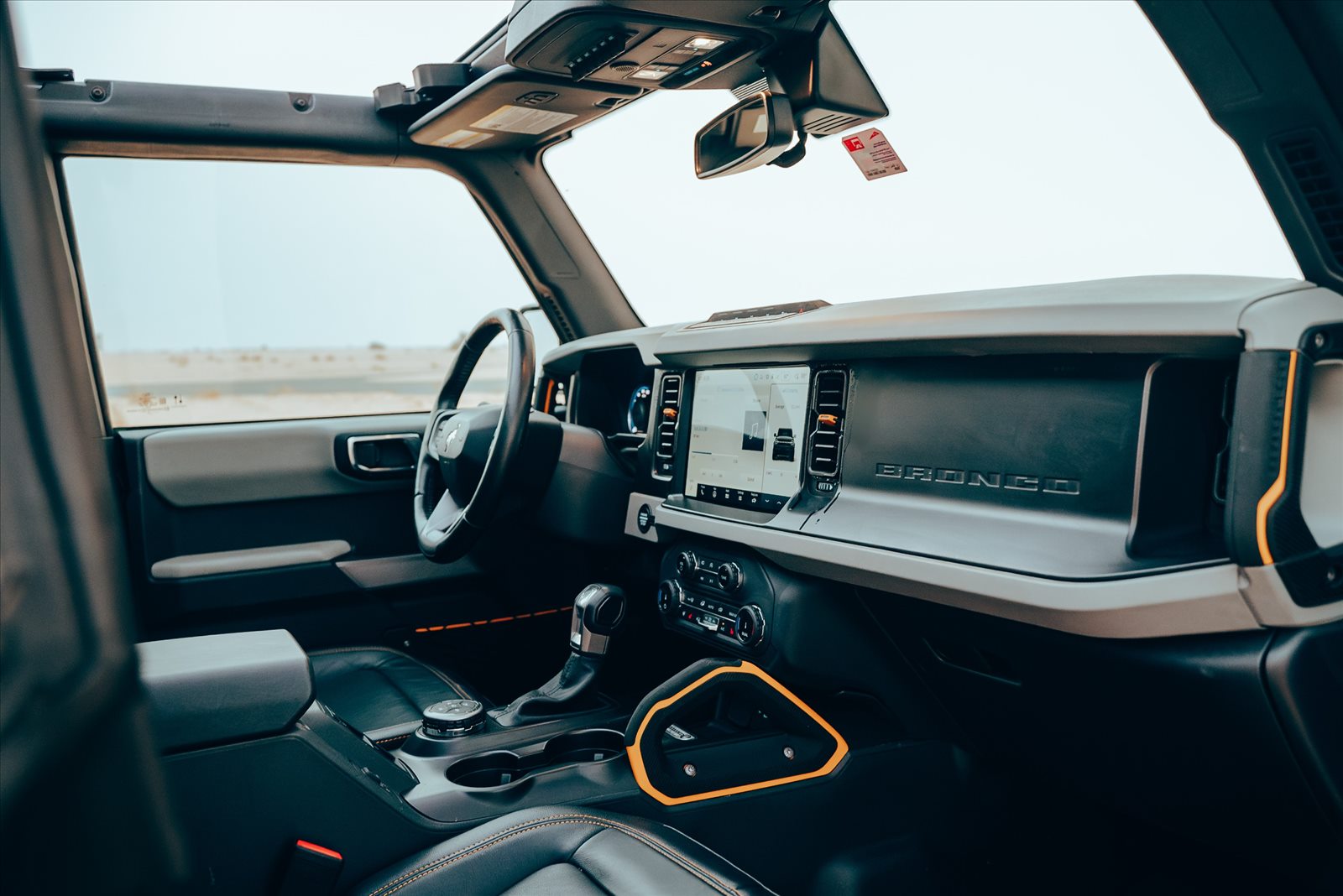 Ford Bronco 2024 rental Dubai - photo