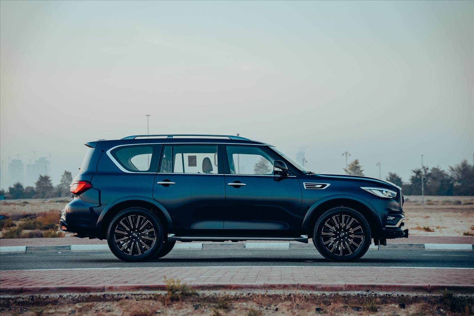Infiniti QX80 2023 rental Dubai - photo