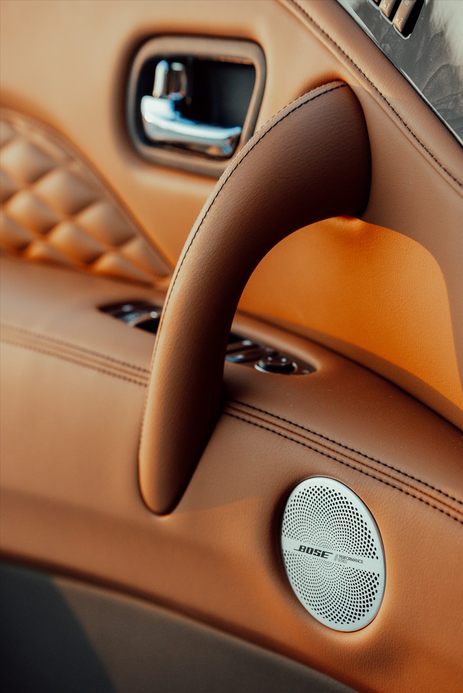 Infiniti QX80 2023 rental Dubai - photo