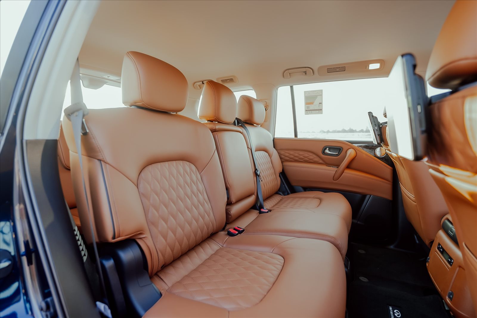 Infiniti QX80 2023 rental Dubai - photo