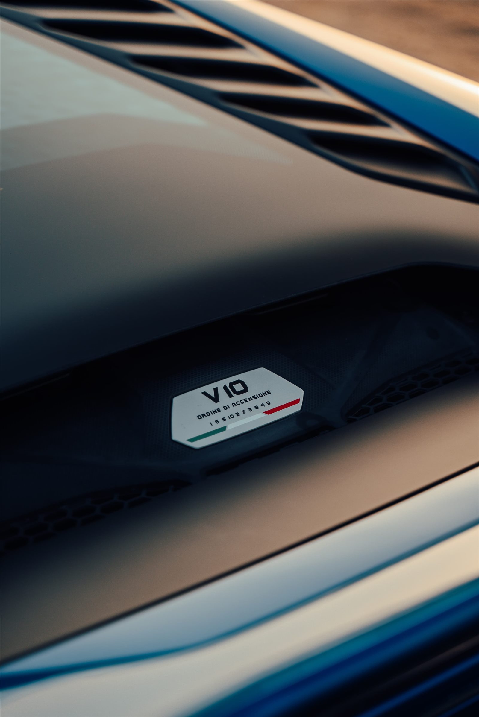 Lamborghini Huracan Evo 2023 rental Dubai - photo