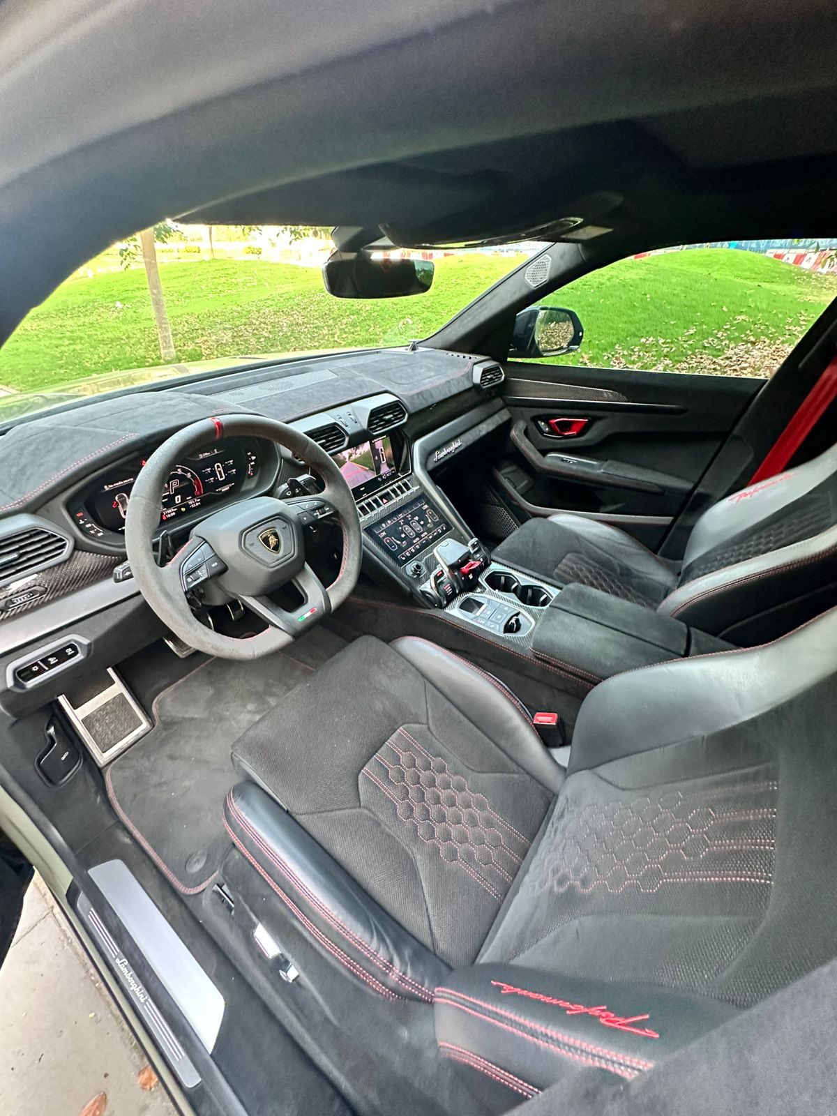 Lamborghini Urus Performante 2024 rental Dubai - photo