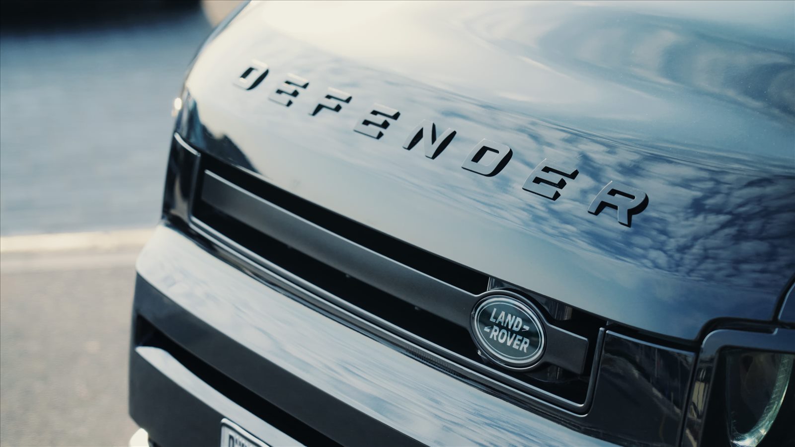 Land Rover Defender 2024 rental Dubai - photo