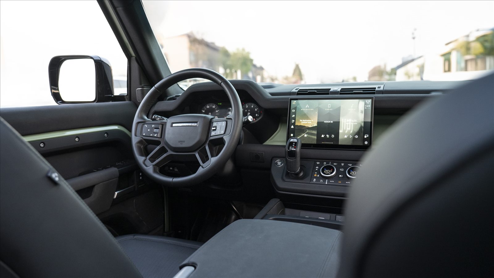 Land Rover Defender 2024 rental Dubai - photo
