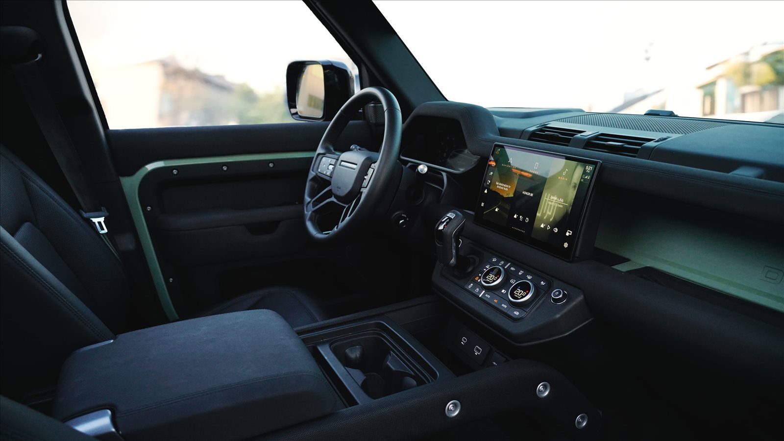 Land Rover Defender 2024 rental Dubai - photo