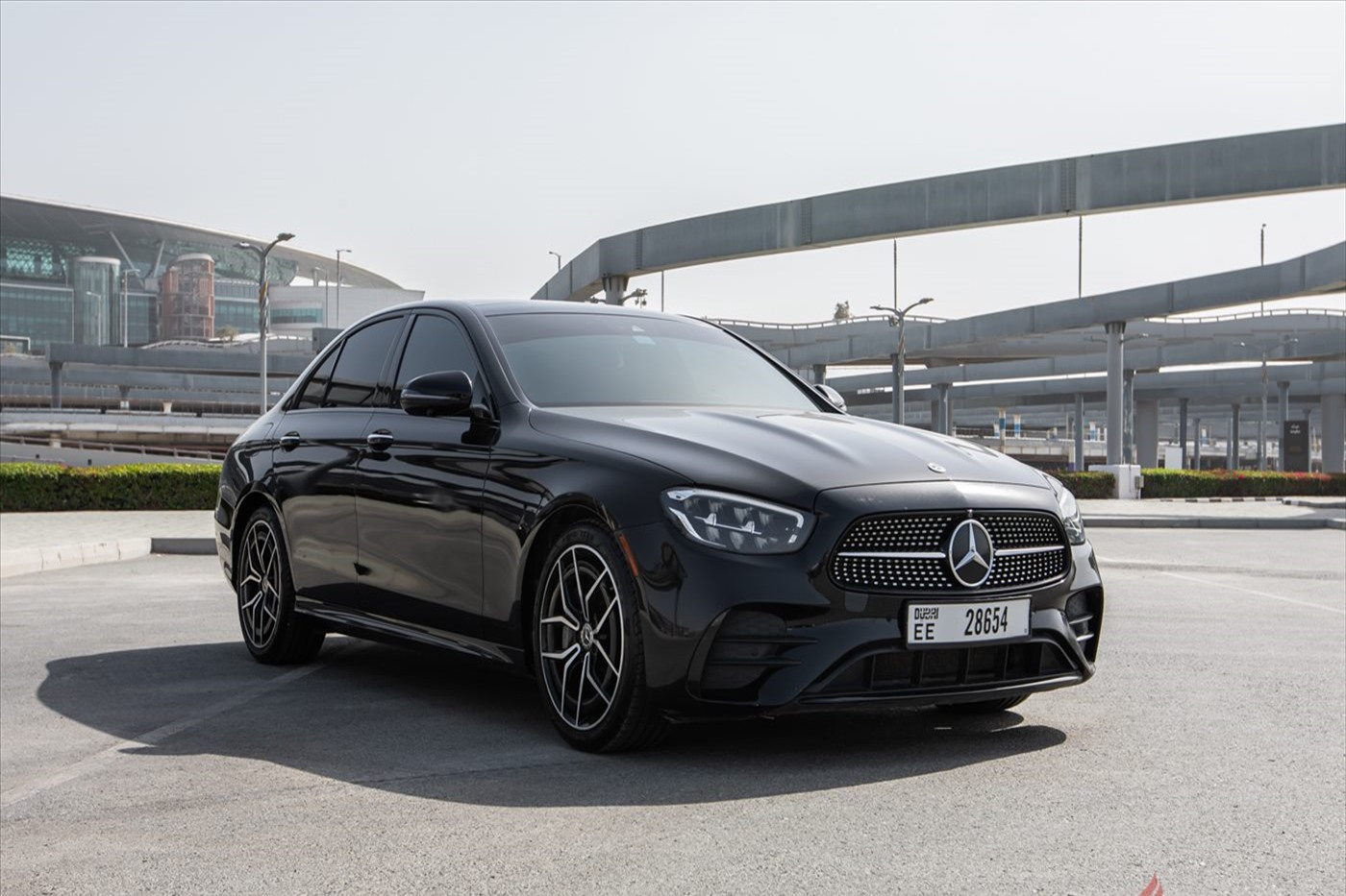 Mercedes-Benz E350 rental Dubai - photo