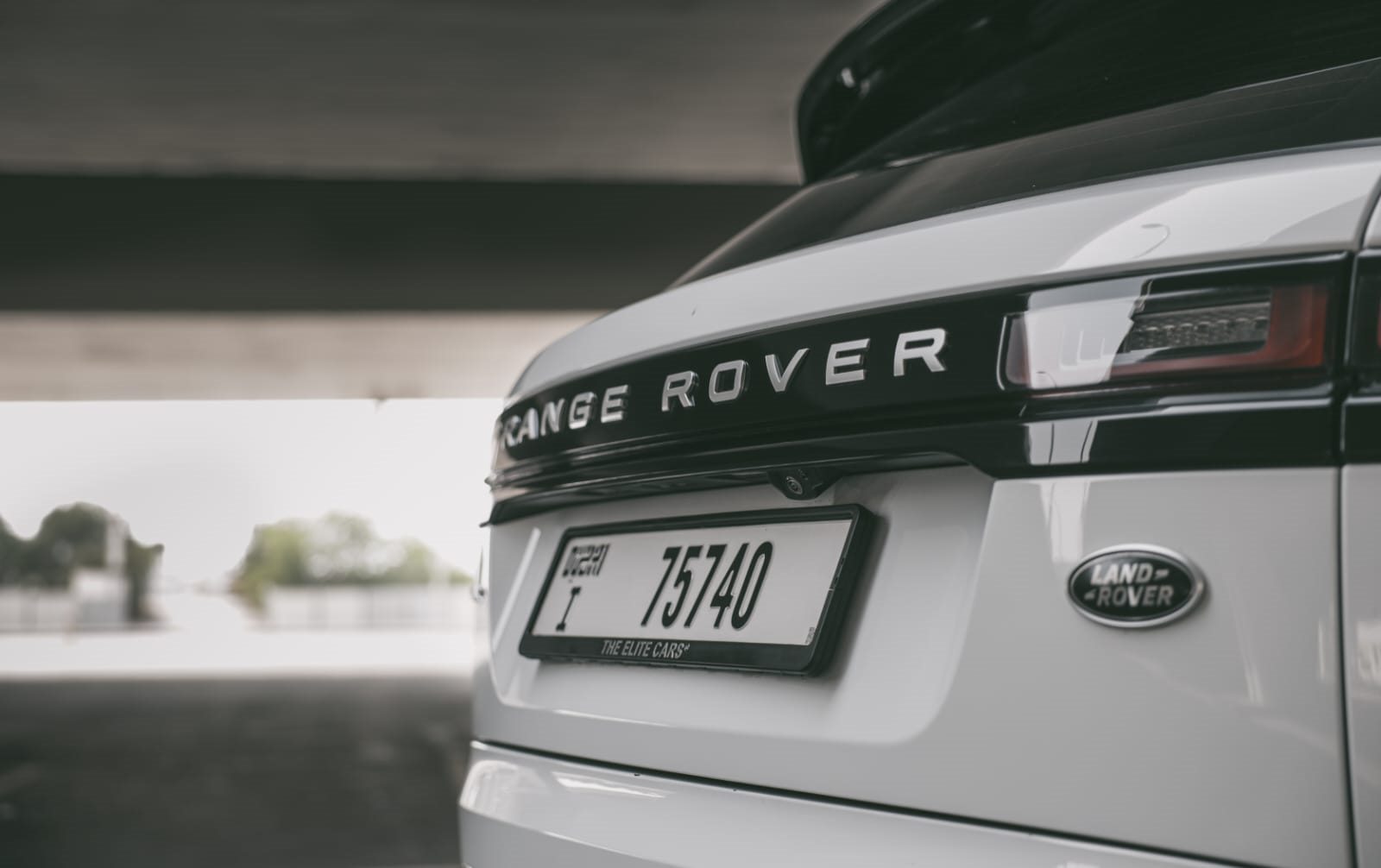 Range Rover Velar 2022 rental Dubai - photo