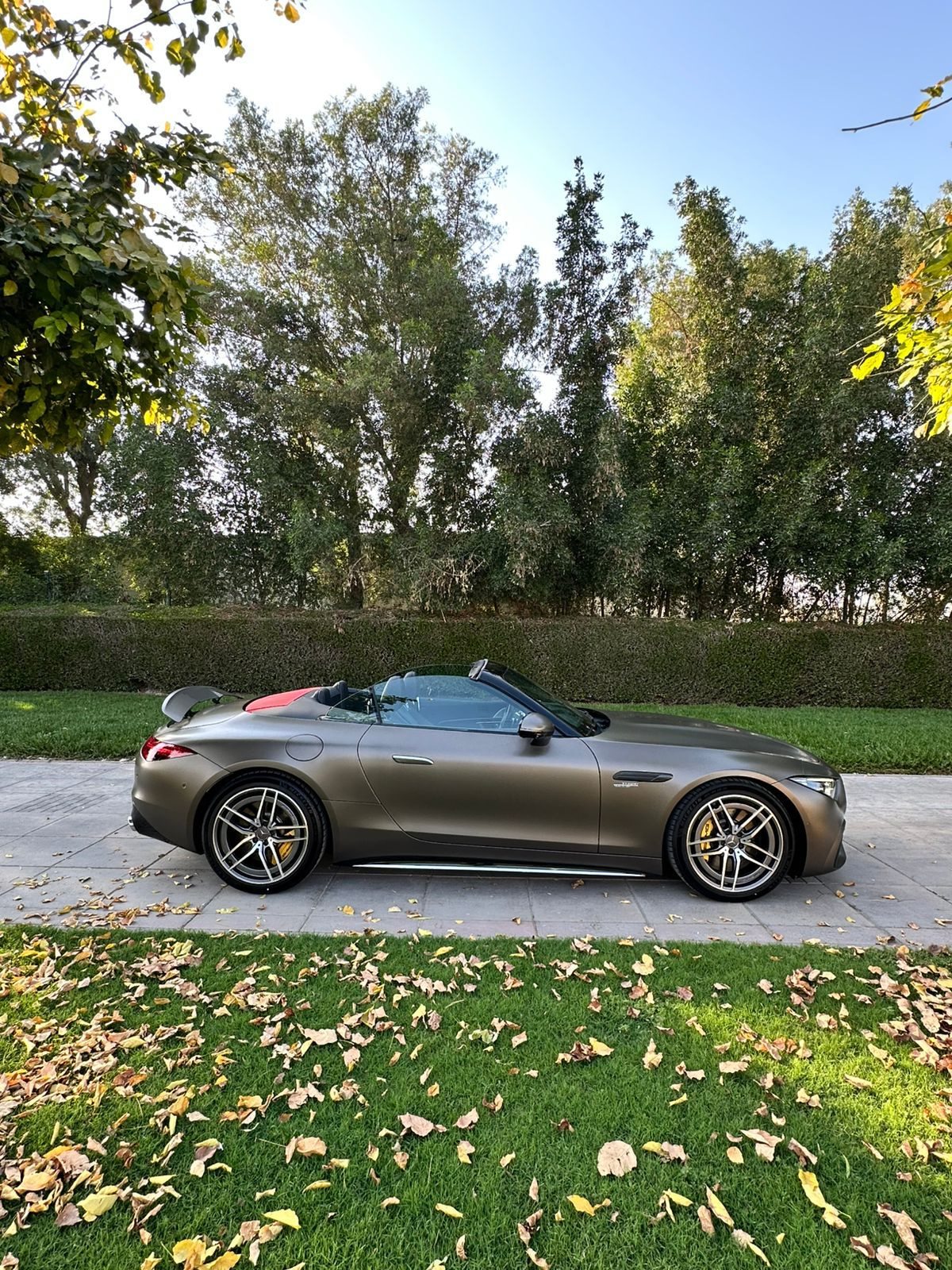 Mercedes-AMG SL 43 2023 rental Dubai - photo