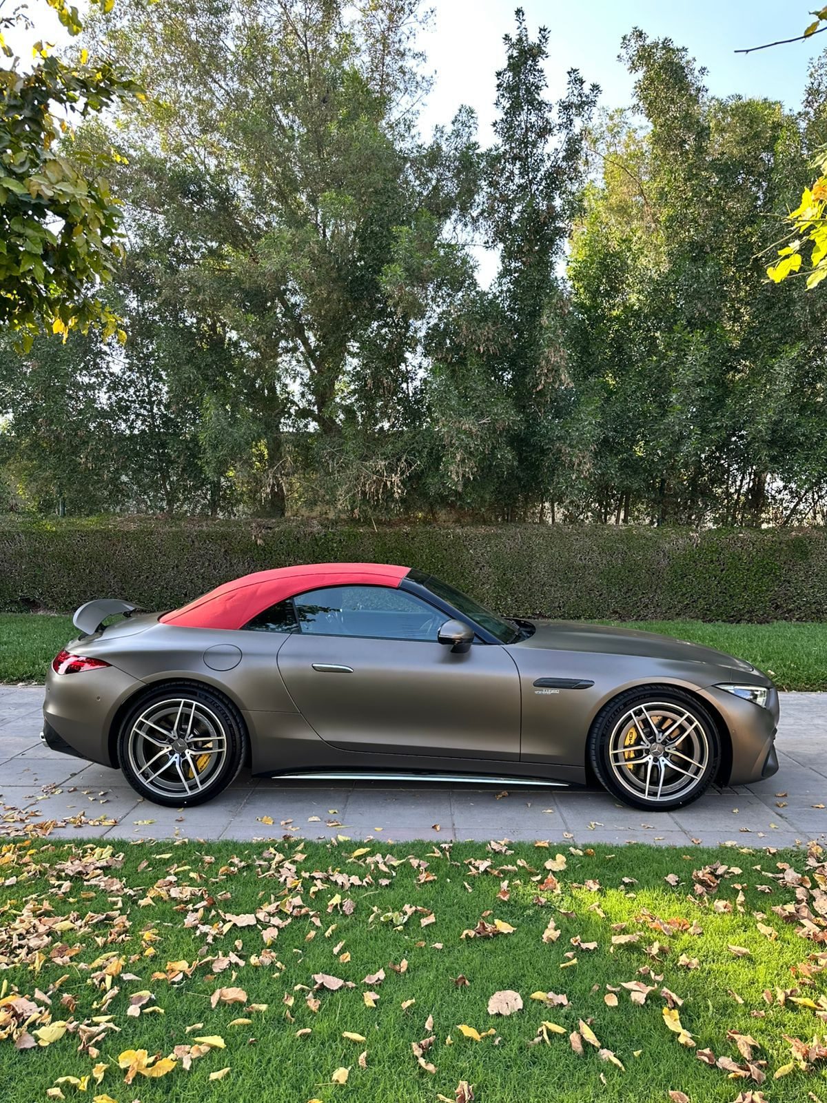 Mercedes-AMG SL 43 2023 rental Dubai - photo